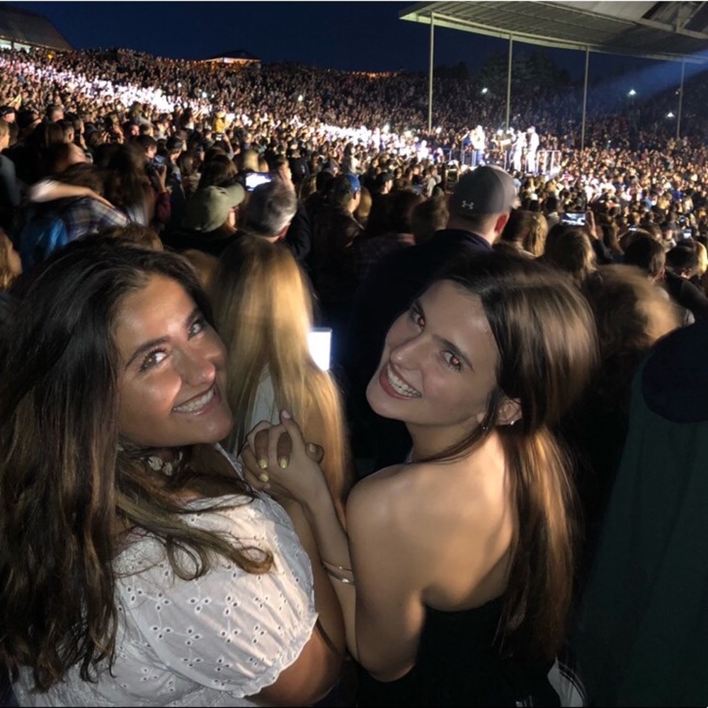 Meet your Posher, Brea